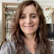 Professeure de français et traductrice littéraire titulaire d'un Master 2 de Lettres modernes propose des cours de français de la 6ème à la Terminale